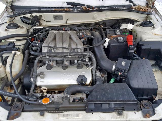 4A3AA46H11E133812 - 2001 MITSUBISHI GALANT ES WHITE photo 7