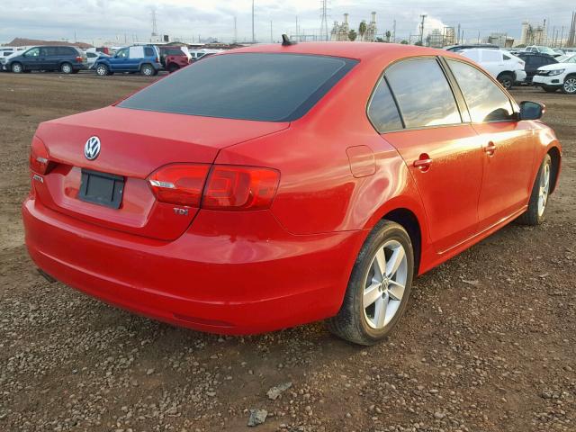 3VWLL7AJ0CM467583 - 2012 VOLKSWAGEN JETTA TDI RED photo 4