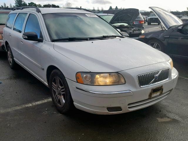 YV1SW592362580134 - 2006 VOLVO V70 2.5T WHITE photo 1