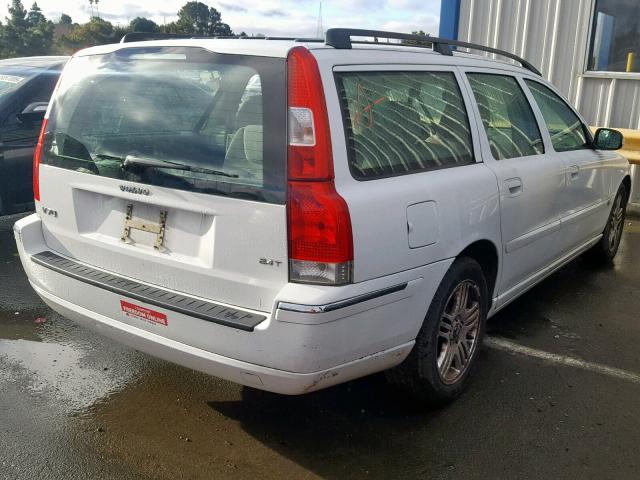 YV1SW592362580134 - 2006 VOLVO V70 2.5T WHITE photo 4