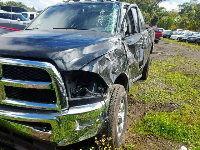 3C6UR5ML6JG333980 - 2018 RAM 2500 SLT BLACK photo 2