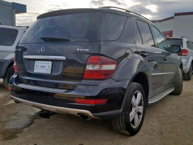 4JGBB8GBXAA544828 - 2010 MERCEDES-BENZ ML 350 4MA BLACK photo 4