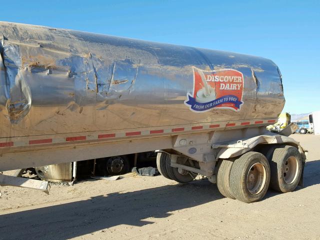 5WSAA4229YN033790 - 2000 TANK TRAILER SILVER photo 6