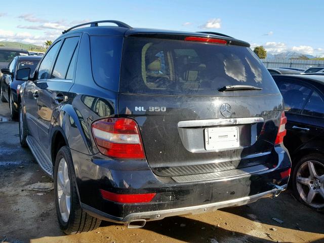 4JGBB5GBXBA632990 - 2011 MERCEDES-BENZ ML 350 BLACK photo 3