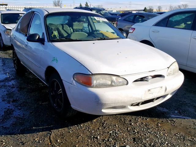 1FAFP13P0XW155861 - 1999 FORD ESCORT SE WHITE photo 1