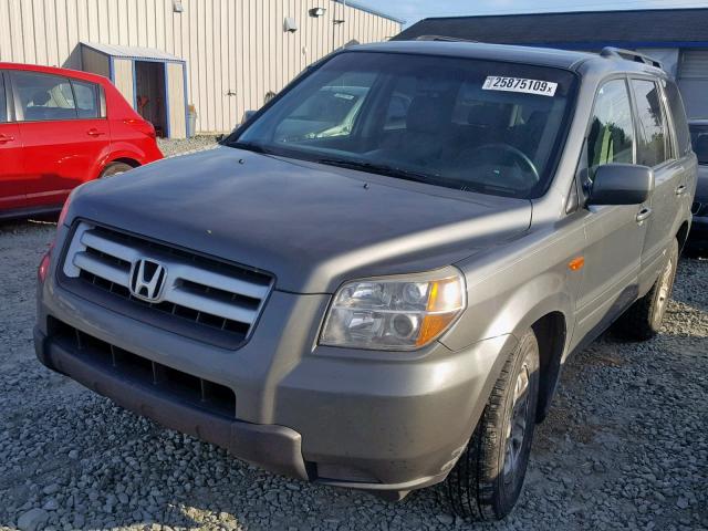 5FNYF18208B008738 - 2008 HONDA PILOT VP GRAY photo 2