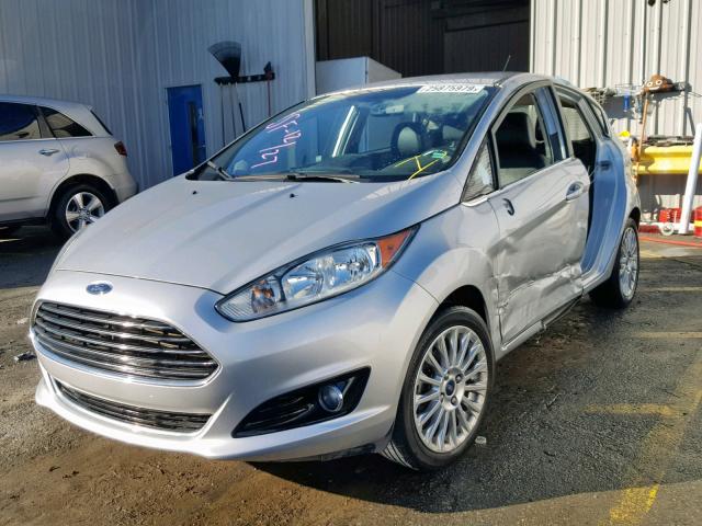 3FADP4FJ1EM100476 - 2014 FORD FIESTA TIT SILVER photo 2