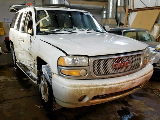 1GKEK63U03J259768 - 2003 GMC YUKON DENA WHITE photo 1