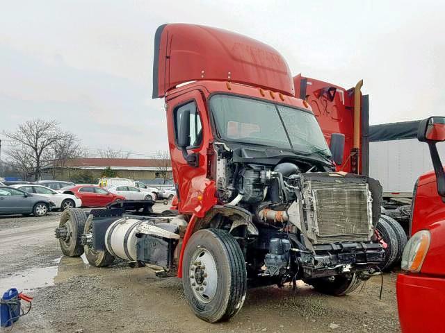 3AKJGBDV0GDHL7214 - 2016 FREIGHTLINER CASCADIA 1 RED photo 1