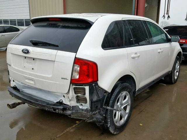 2FMDK3JC4DBA08432 - 2013 FORD EDGE SEL WHITE photo 4