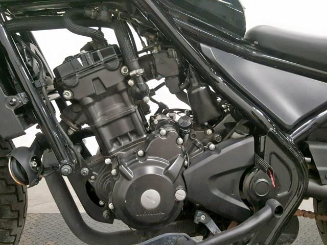 MLHNC5317H5000037 - 2017 HONDA CMX300 BLACK photo 6