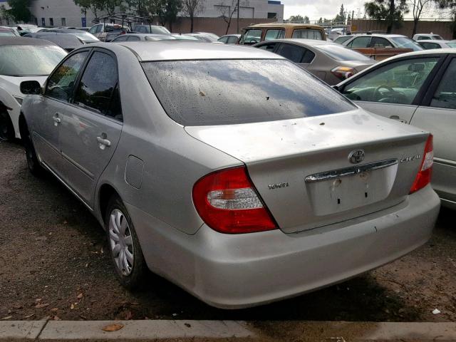 JTDBE32K730235994 - 2003 TOYOTA CAMRY LE SILVER photo 3