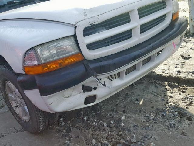 1B7GL22X71S262437 - 2001 DODGE DAKOTA WHITE photo 9