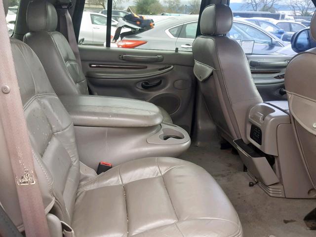 5LMEU27R52LJ13804 - 2002 LINCOLN NAVIGATOR ყავისფერი ფოტო 6