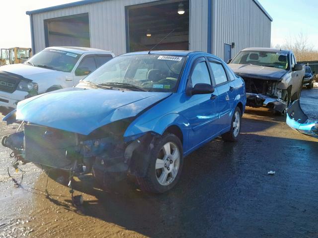 1FAHP34N97W231787 - 2007 FORD FOCUS ZX4 BLUE photo 2