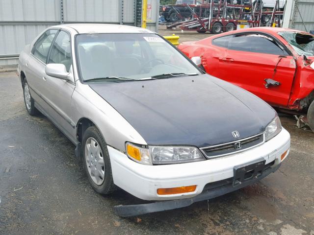 1HGCD563XVA099302 - 1997 HONDA ACCORD LX TWO TONE photo 1