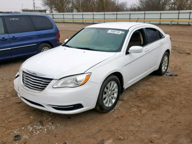 1C3CCBBBXDN584967 - 2013 CHRYSLER 200 TOURIN WHITE photo 2