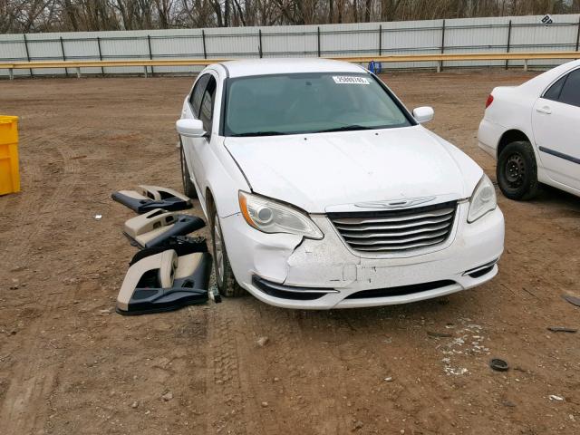 1C3CCBBBXDN584967 - 2013 CHRYSLER 200 TOURIN WHITE photo 9