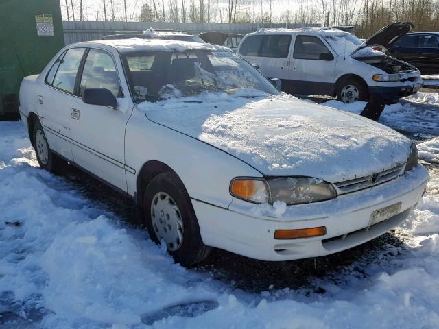 4T1BG12KXTU669247 - 1996 TOYOTA CAMRY DX WHITE photo 1