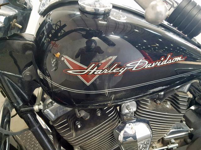 1HD1FB410BB676844 - 2011 HARLEY-DAVIDSON FLHR BLACK photo 14