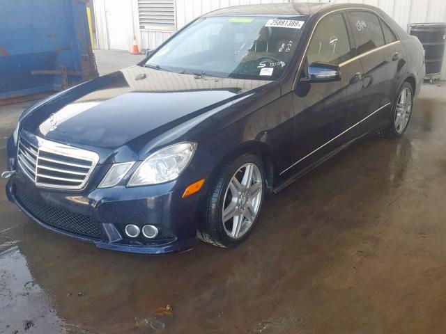 WDDHF8HBXAA165402 - 2010 MERCEDES-BENZ E 350 4MAT BLUE photo 2