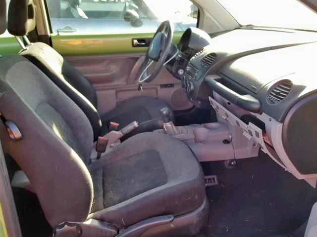 3VWCA21C1XM422913 - 1999 VOLKSWAGEN NEW BEETLE თეთრი ფოტო 5