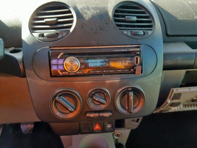 3VWCA21C1XM422913 - 1999 VOLKSWAGEN NEW BEETLE თეთრი ფოტო 9