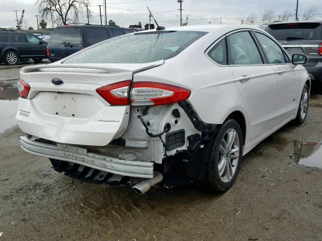 3FA6P0SU8FR245309 - 2015 FORD FUSION TIT WHITE photo 4