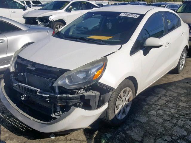 KNADN4A34C6070635 - 2012 KIA RIO EX WHITE photo 2