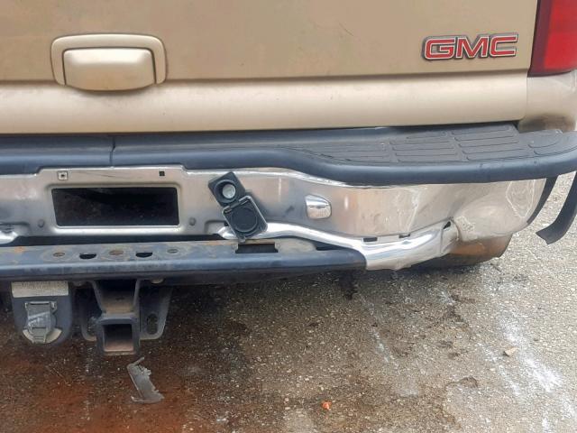 1GKEC13TX1J200375 - 2001 GMC YUKON GOLD photo 9