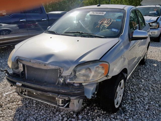 KL1TD56E59B370838 - 2009 CHEVROLET AVEO LS SILVER photo 2