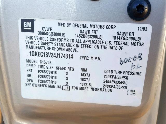 1GKEC13V24J174814 - 2004 GMC YUKON SILVER photo 10