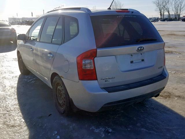 KNAFG526977048180 - 2007 KIA RONDO LX SILVER photo 3