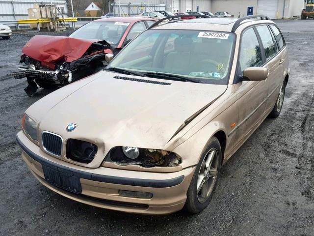 WBAAR3345YJM02061 - 2000 BMW 323 IT TAN photo 2