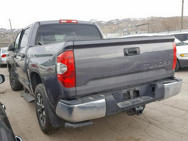 5TFDW5F15FX427283 - 2015 TOYOTA TUNDRA CRE GRAY photo 3