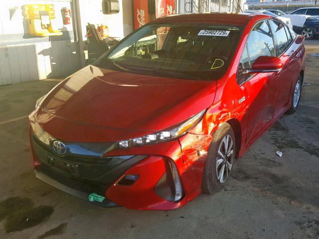 JTDKARFP2H3012398 - 2017 TOYOTA PRIUS PRIM RED photo 2