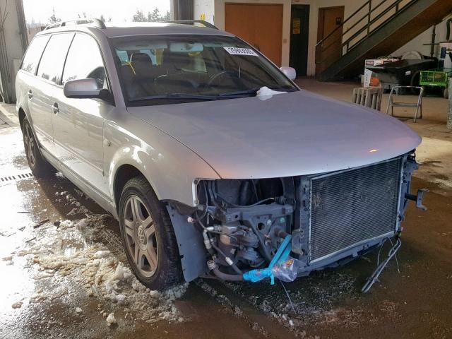 WVWWH23B1YE390570 - 2000 VOLKSWAGEN PASSAT GLX Gümüş foto 1