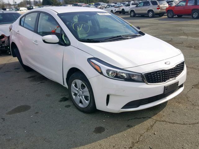 3KPFK4A72HE061568 - 2017 KIA FORTE LX WHITE photo 1