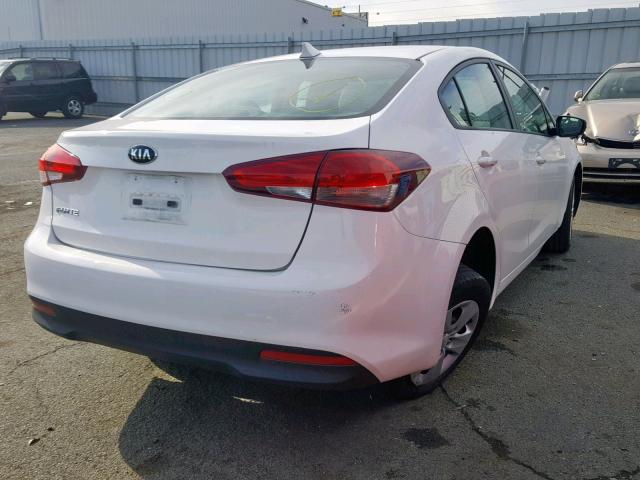 3KPFK4A72HE061568 - 2017 KIA FORTE LX WHITE photo 4