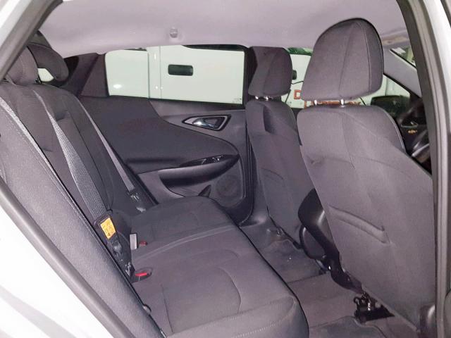 1G1ZB5ST4HF207658 - 2017 CHEVROLET MALIBU LS Gümüş foto 6