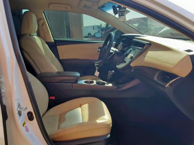 4T1BK1EB6DU033288 - 2013 TOYOTA AVALON BAS WHITE photo 5