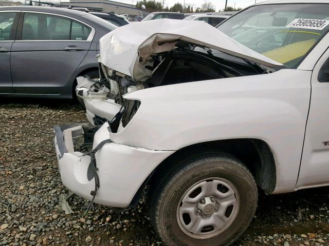 5TENX22NX7Z453896 - 2007 TOYOTA TACOMA WHITE photo 9