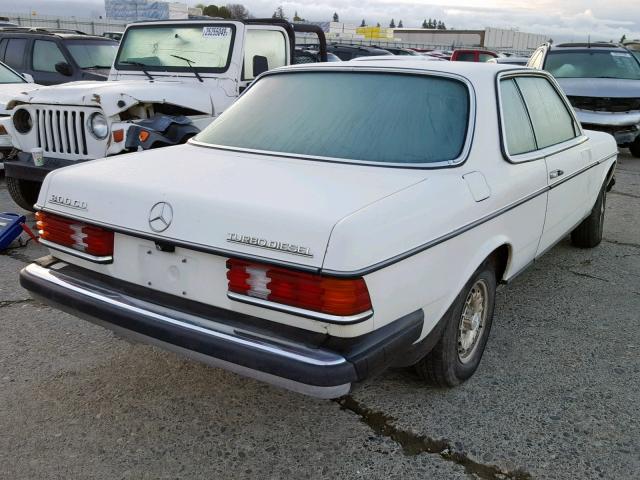 WDBAB53A3CB001490 - 1982 MERCEDES-BENZ 300 CDT WHITE photo 4