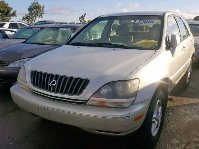 JT6GF10U7Y0056946 - 2000 LEXUS RX 300 CREAM photo 2