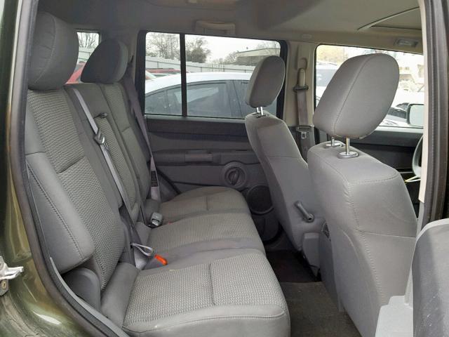 1J8HG48P67C690572 - 2007 JEEP COMMANDER 绿色 照片 6