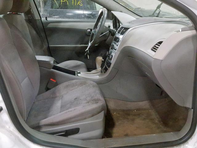1G1ZA5EU8BF375415 - 2011 CHEVROLET MALIBU LS WHITE photo 5