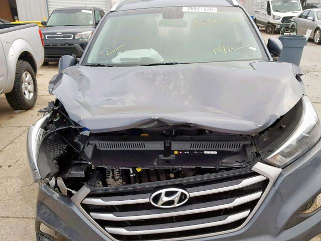 KM8J33A40JU619945 - 2018 HYUNDAI TUCSON LIM GRAY photo 7