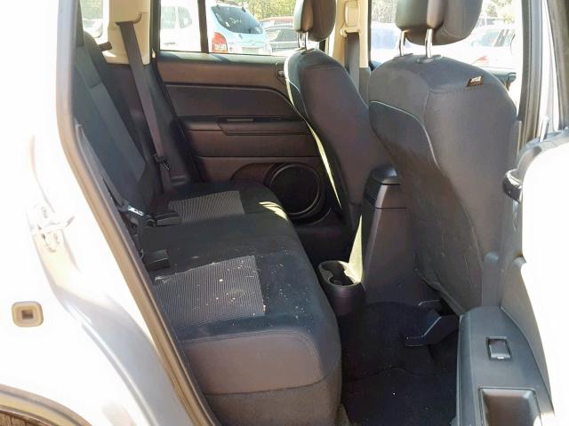 1C4NJCBA3ED626877 - 2014 JEEP COMPASS SP ვერცხლისფერი ფოტო 6