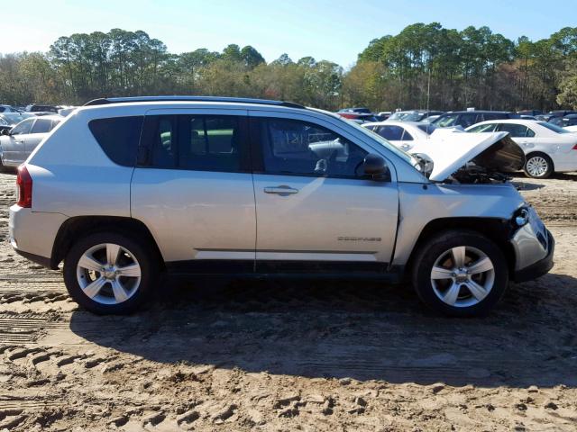 1C4NJCBA3ED626877 - 2014 JEEP COMPASS SP ვერცხლისფერი ფოტო 9