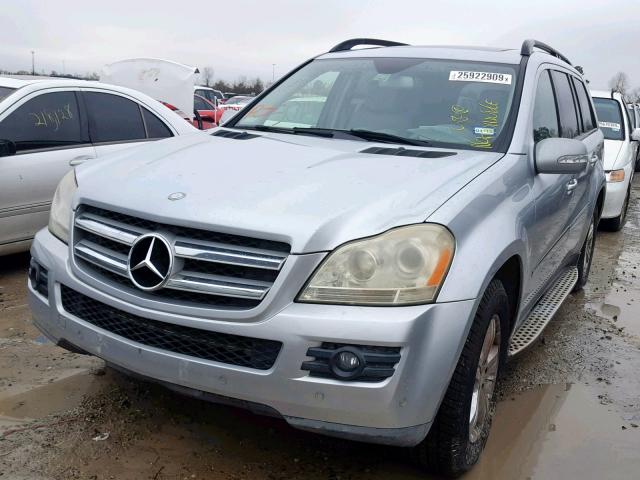 4JGBF71E78A332089 - 2008 MERCEDES-BENZ GL 450 4MA SILVER photo 2